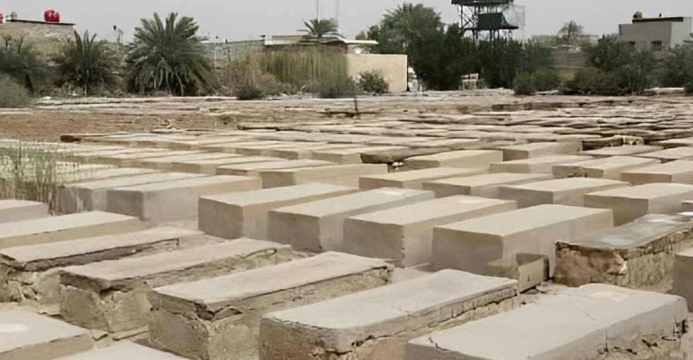 Al-Habibiyah Cemetery, Baghdad, Iraq